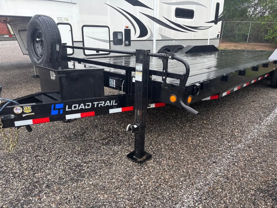 14k equipment trailer rental near San Antonio TX — Tri County